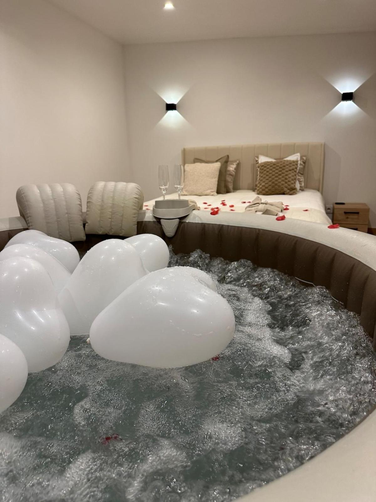 Apartment F2 Jacuzzi Moderne Et Spacieux