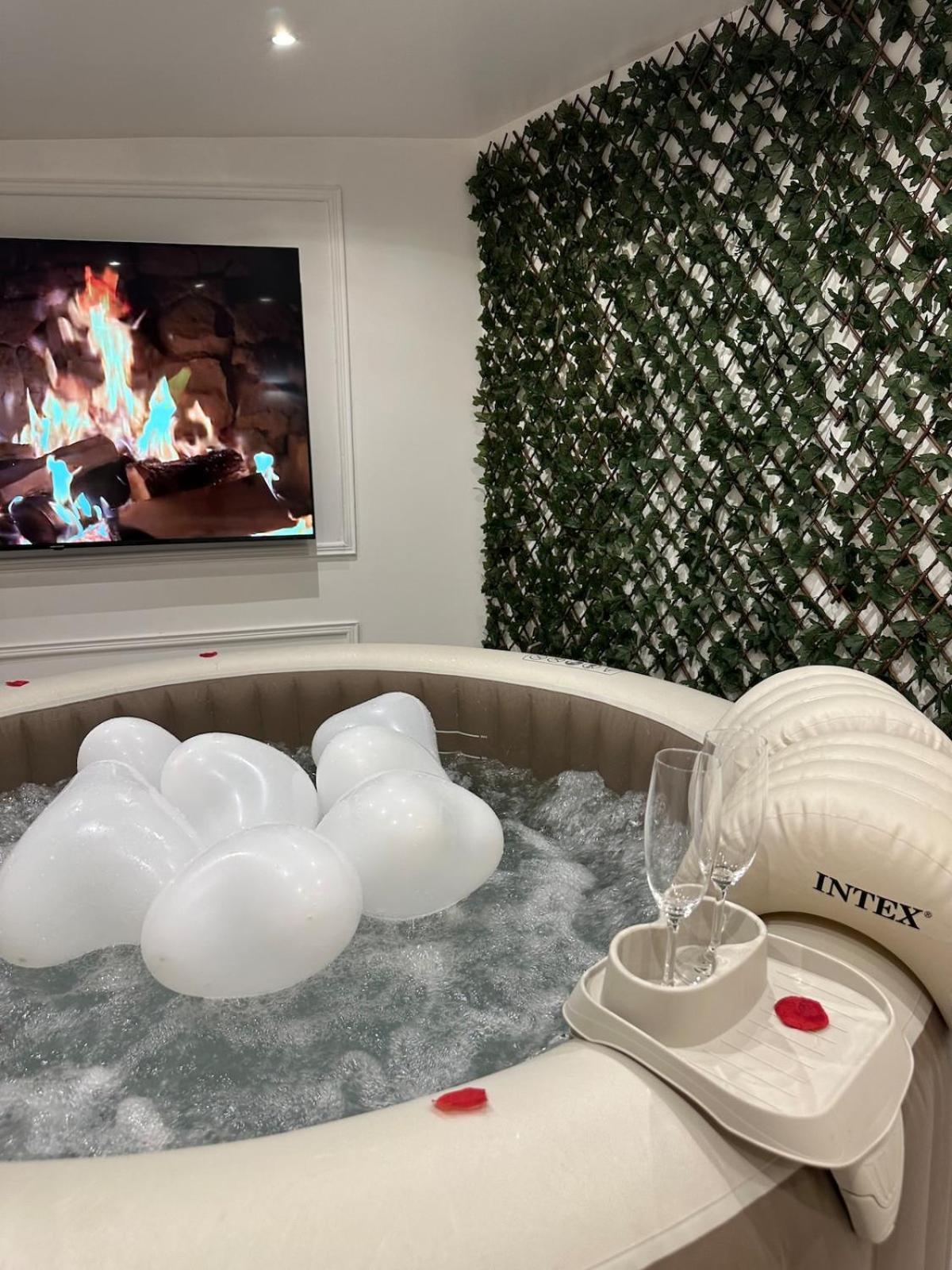 F2 Jacuzzi Moderne Et Spacieux Apartment